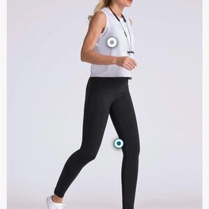 ❤️Black Performance Leggings with Sleek Tapered Fit